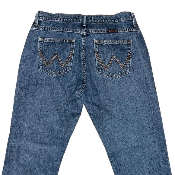 Wrangler Straight Leg Juniors Womens Jeans 11 12 32 Medium Wash Pockets Logo - Picture 6 of 8